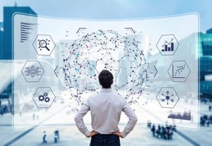 Un homme essayant de comprendre l'utilité du Z-test dans les études d'opinion.